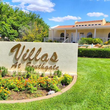 Villas At Southgate St. George Kültér fotó
